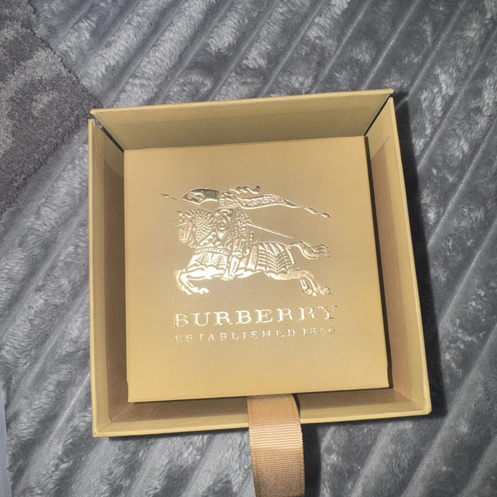 Burberry Silver Dial Watch with Checkered Strap - Picture 5 of 8